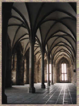 La salle des htes abbaye du Mont Saint Michel